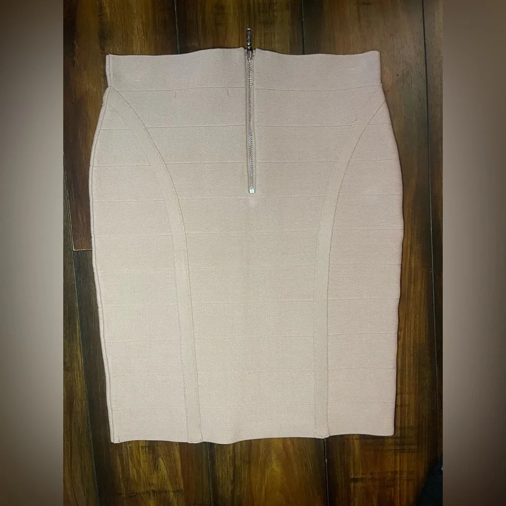 Guess Elegant Nude Bandage Skirt